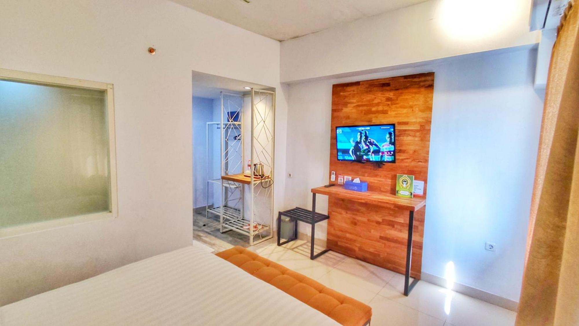 Votel Hotel Charis Tuban Tuban  Exteriér fotografie
