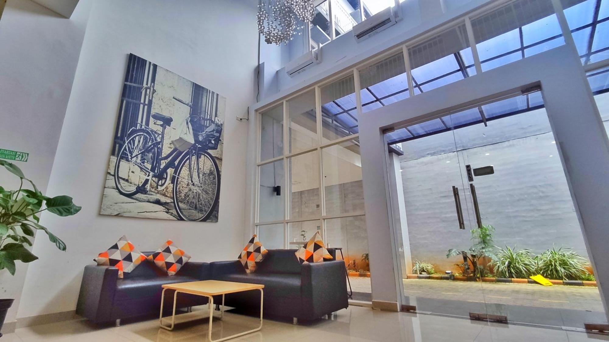 Votel Hotel Charis Tuban Tuban  Exteriér fotografie