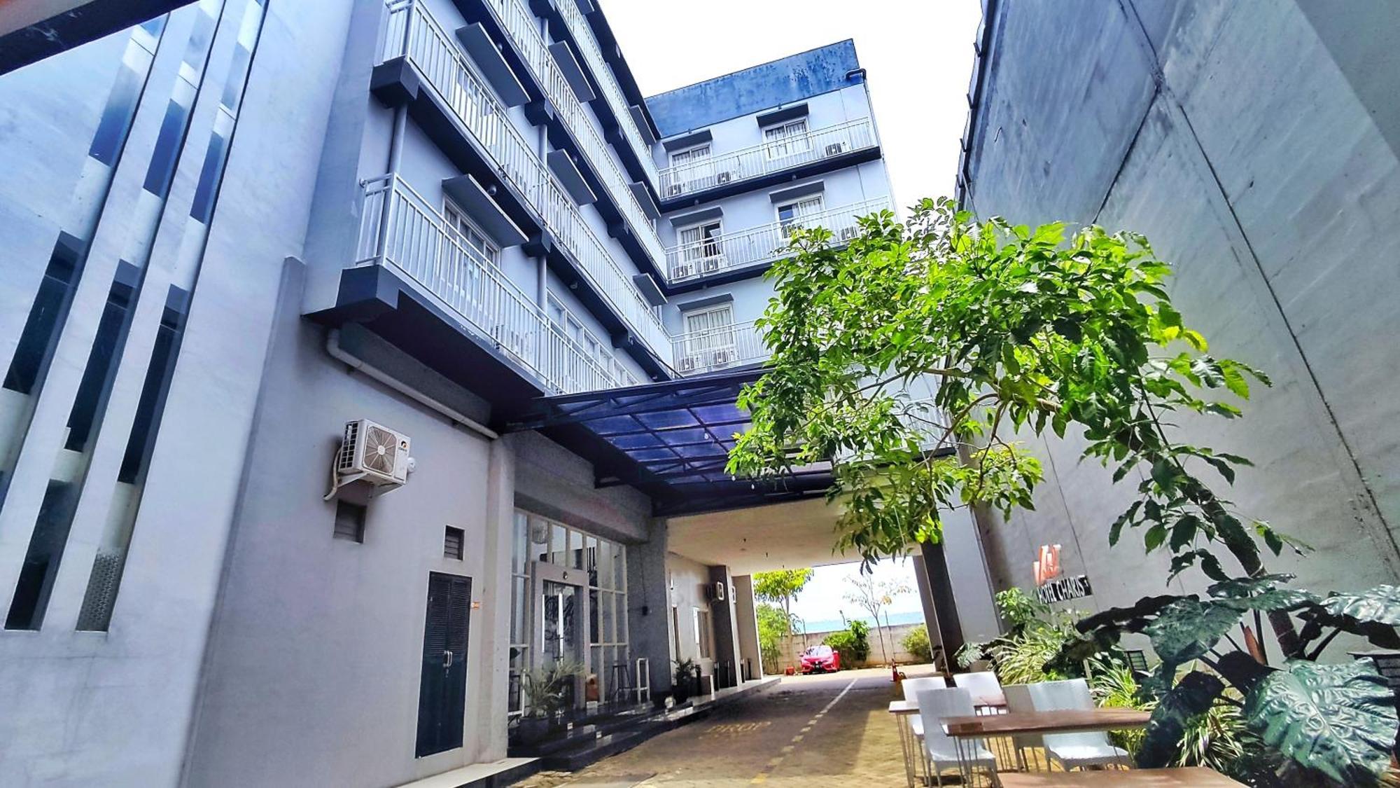 Votel Hotel Charis Tuban Tuban  Exteriér fotografie