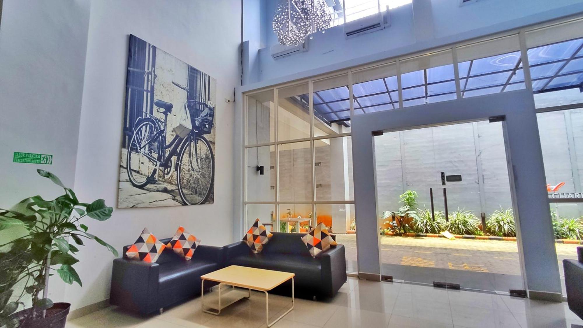 Votel Hotel Charis Tuban Tuban  Exteriér fotografie